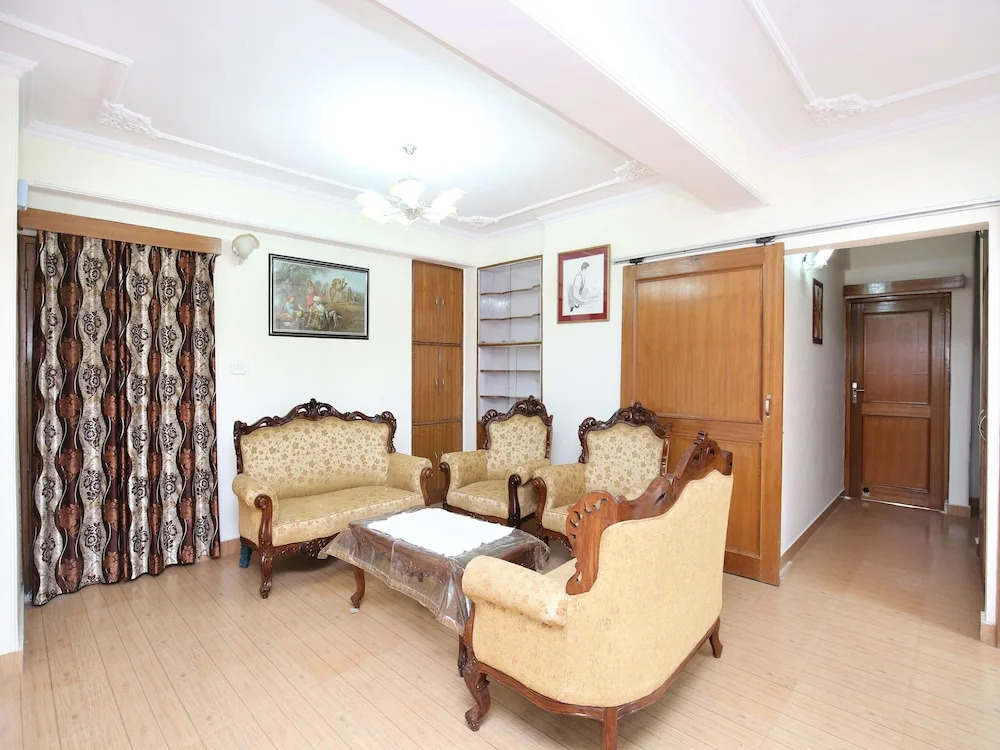 OYO 15381 Home Luxurious 3BHK City View Vikas Nagar