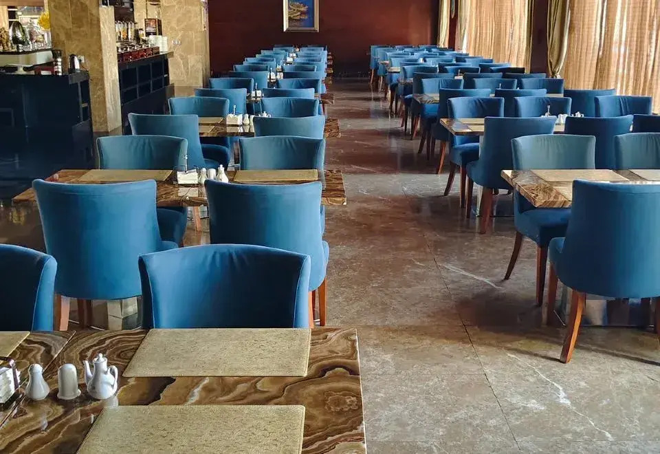 Baiyin Renan Hotel