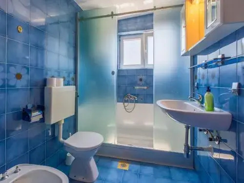 Apartment Julija 5