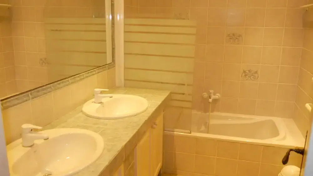 Villa With 4 Bedrooms in Fréjus, With Wonderful sea View, Private Pool