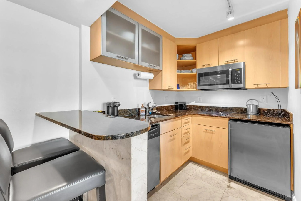Eternal Sunrise Suite