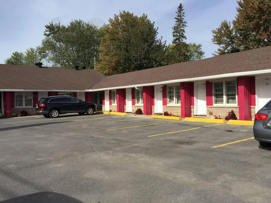 Stardust Motel