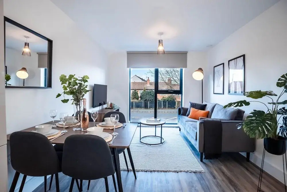 The Interchange Apartment by Opulent