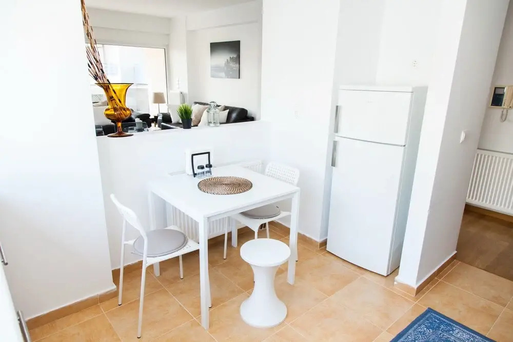 Modern Spacious APT 2BR in Rafina