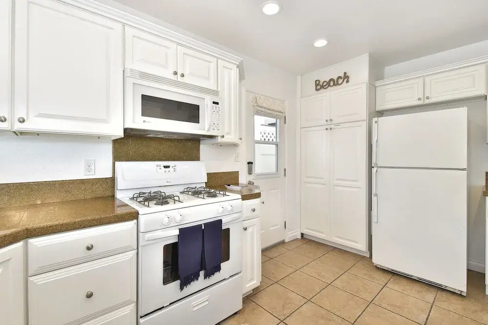 129 G Street Row 3 Bedroom Home
