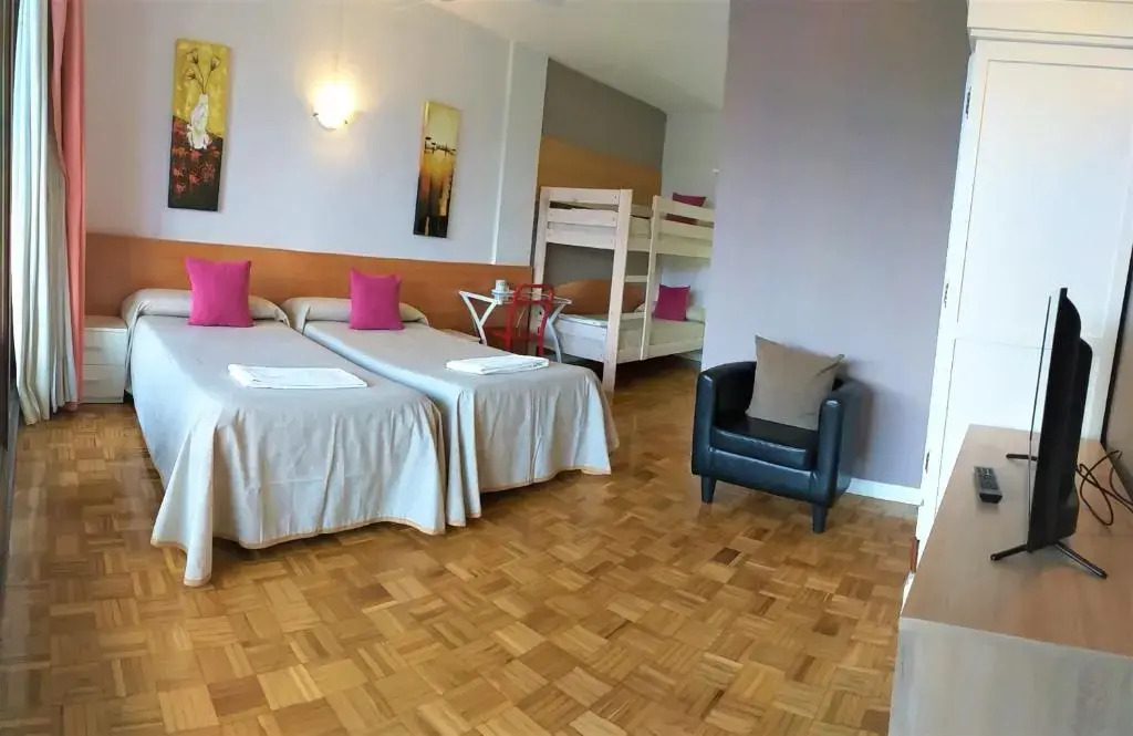 Hostal Meson Del Barro - Alojamientos Pamplona