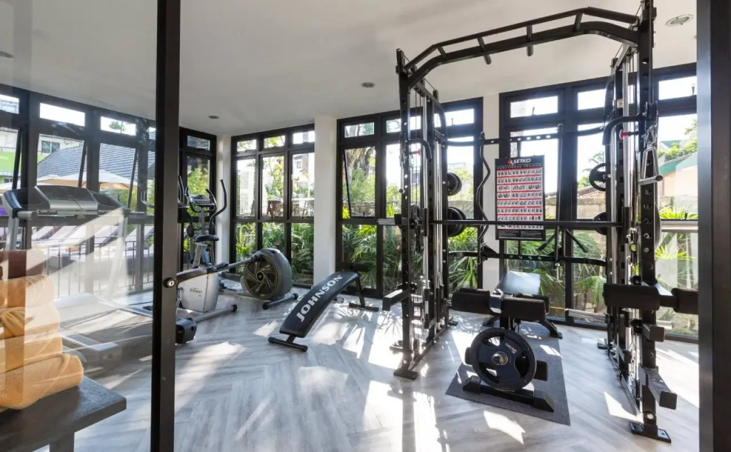MORA Boutique Hotel