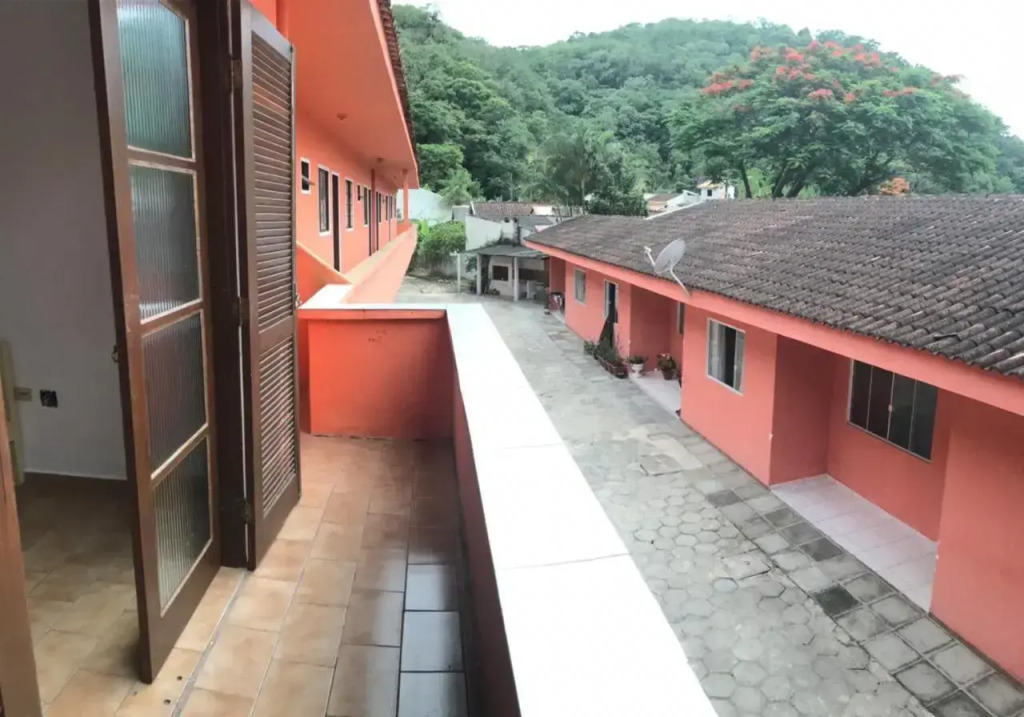 Kitinetes em Guaratuba