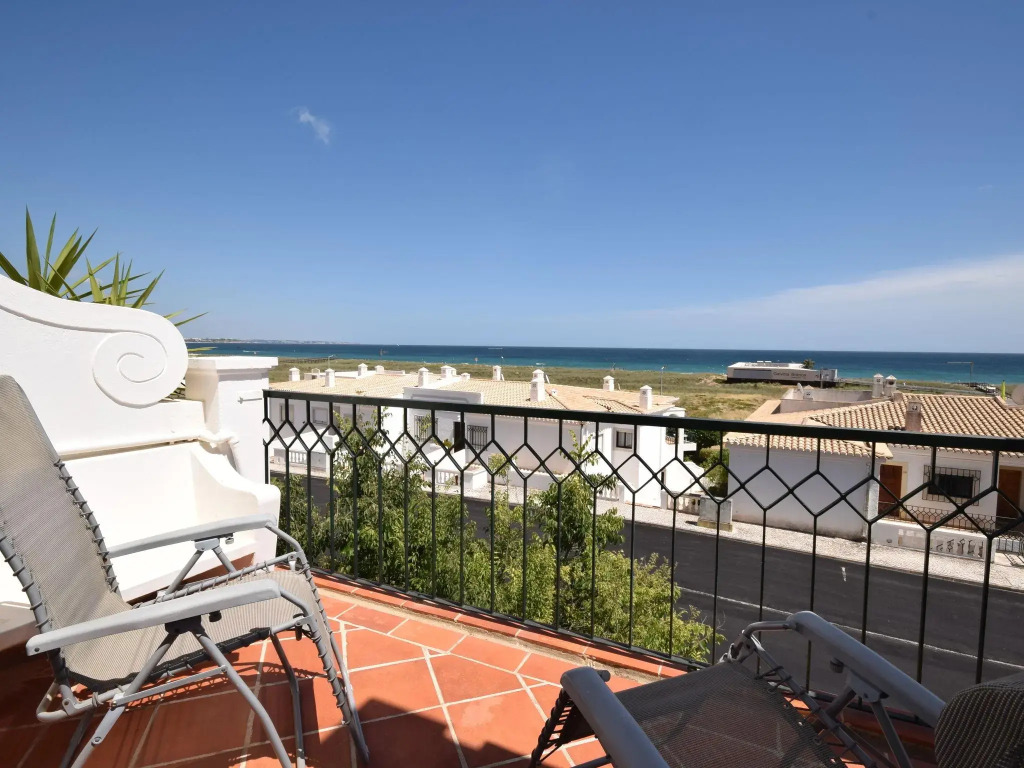 Luxurious Apartment in Lagos with Private Terrace