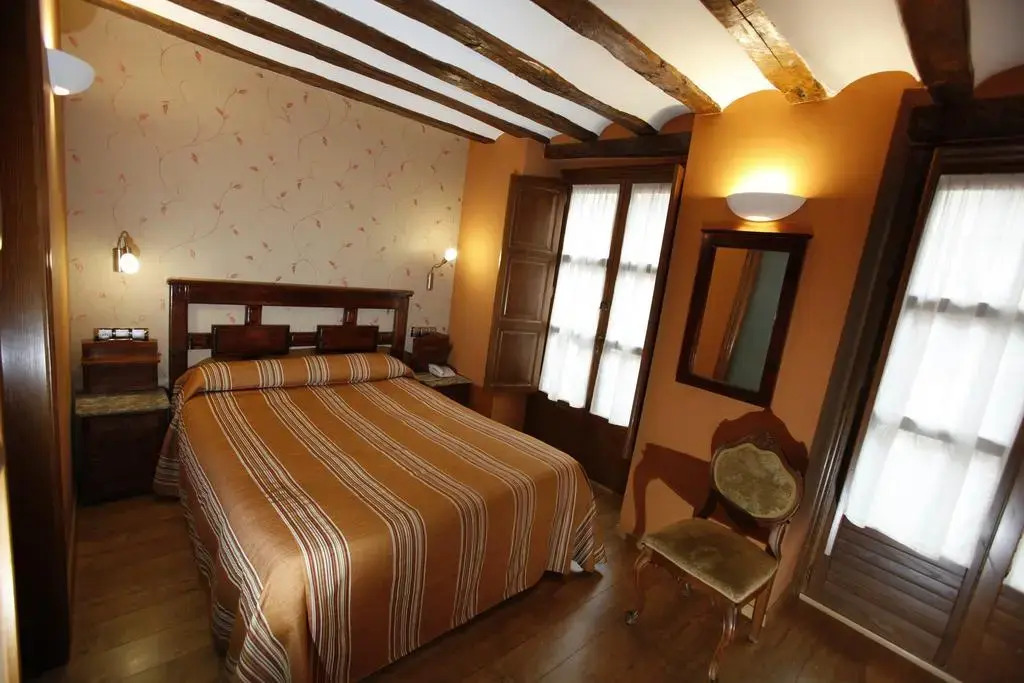 Hostal Rey Pedro I