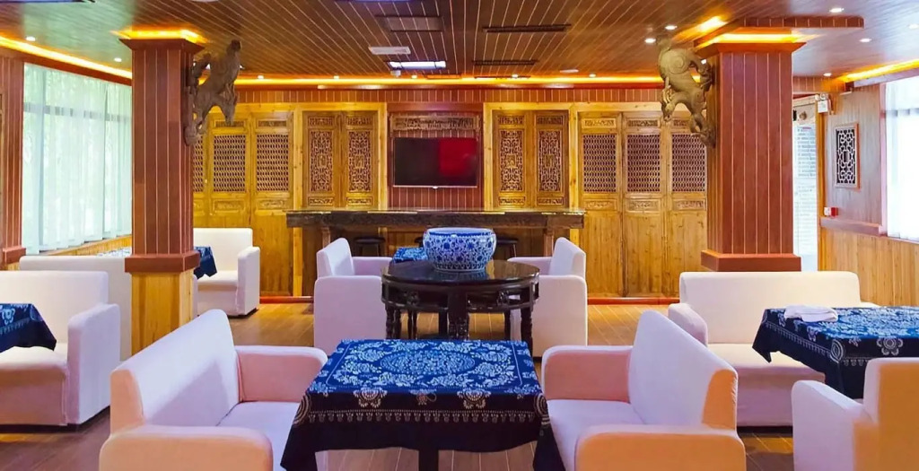 Yangshuo Li River Lodge