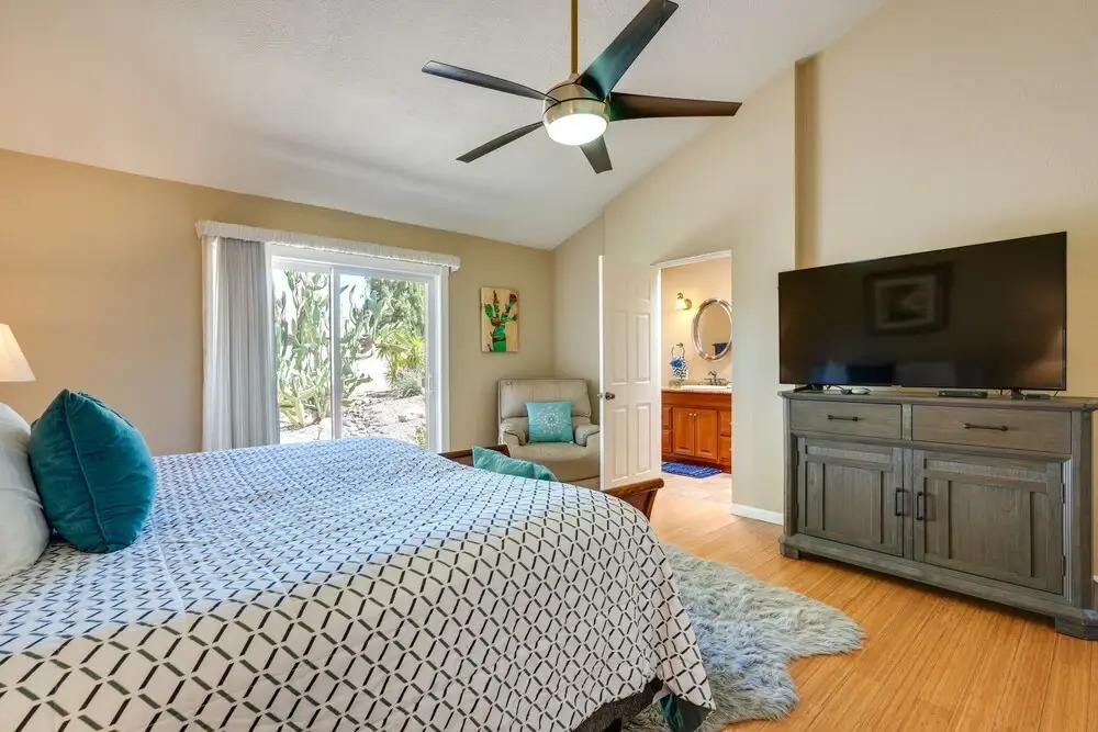 Blissful Scottsdale Home w/ Patio, Fire Pit & Pool
