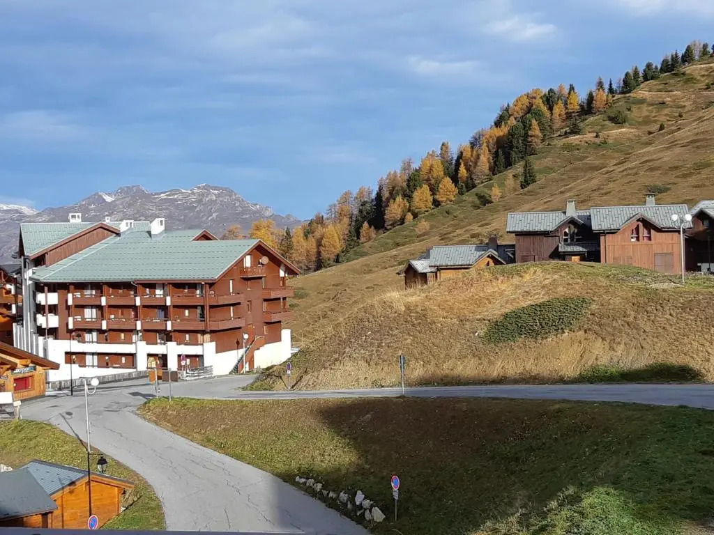 Appartement Plagne Soleil, 2 pièces, 5 personnes - FR-1-351-89