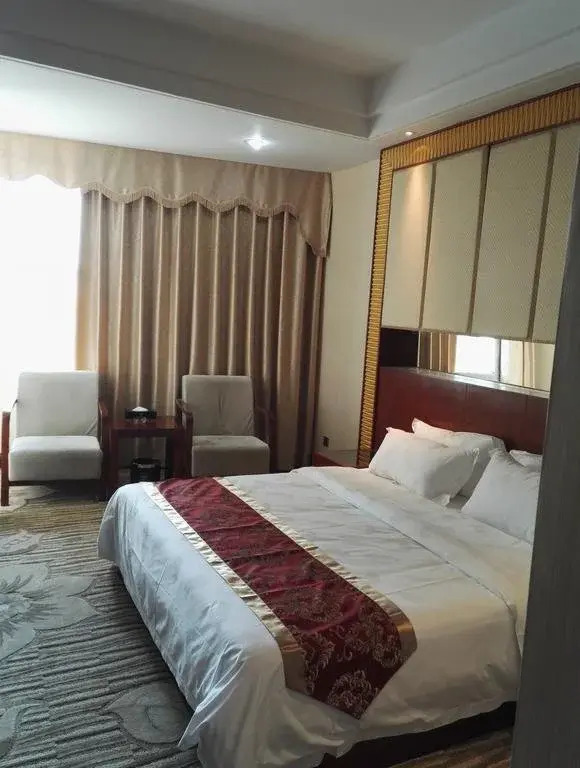 Spring Bay Hotel