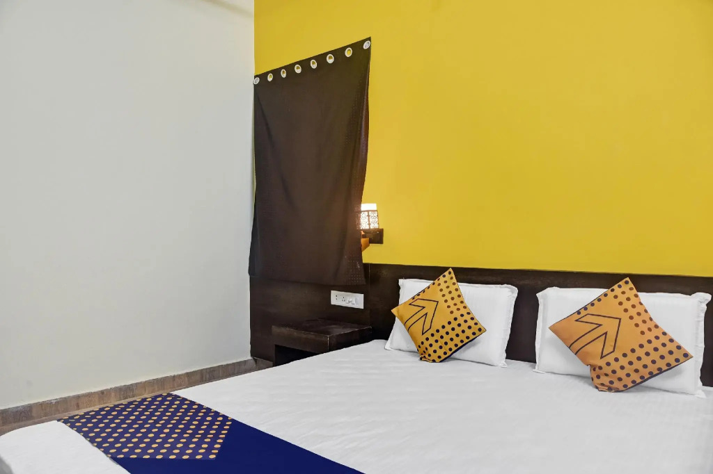 SPOT ON 81580 Hotel Bhopal Residency
