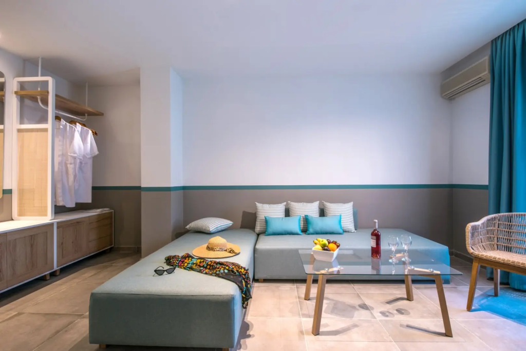 Solimar Turquoise