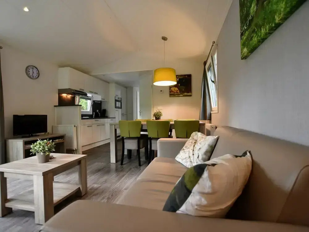 Cosy Chalet w Garden Patio