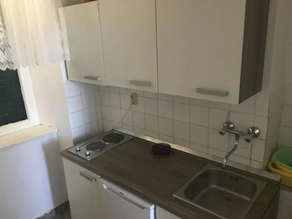 Studio Apartment Tomislava