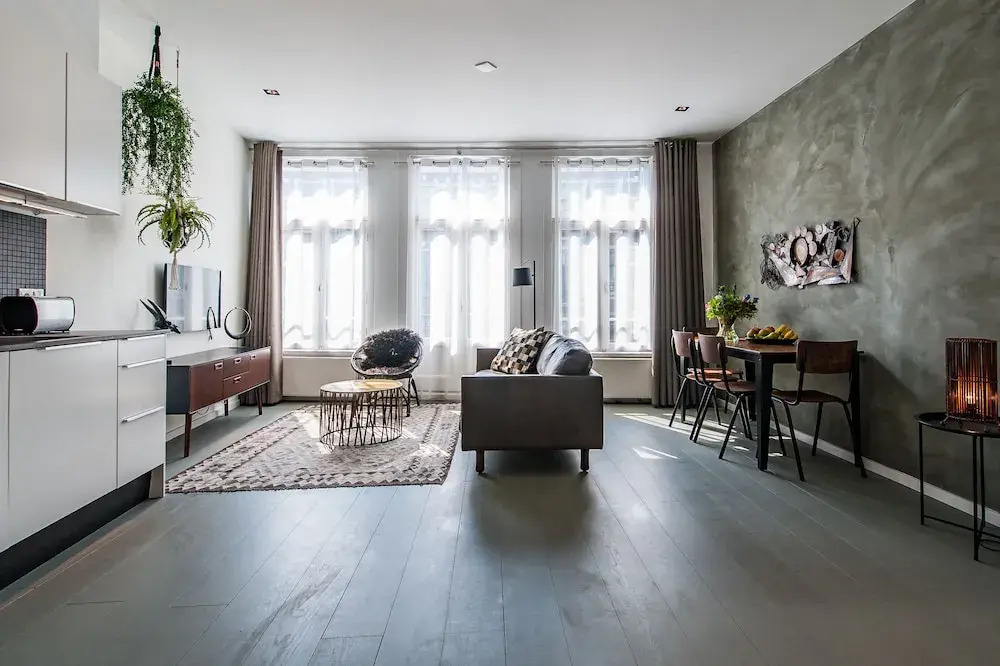 Leidse Square Marnix Apartments