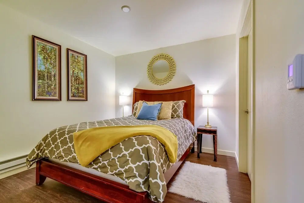 Modern Suite at the Market - Two Bedroom Apartment