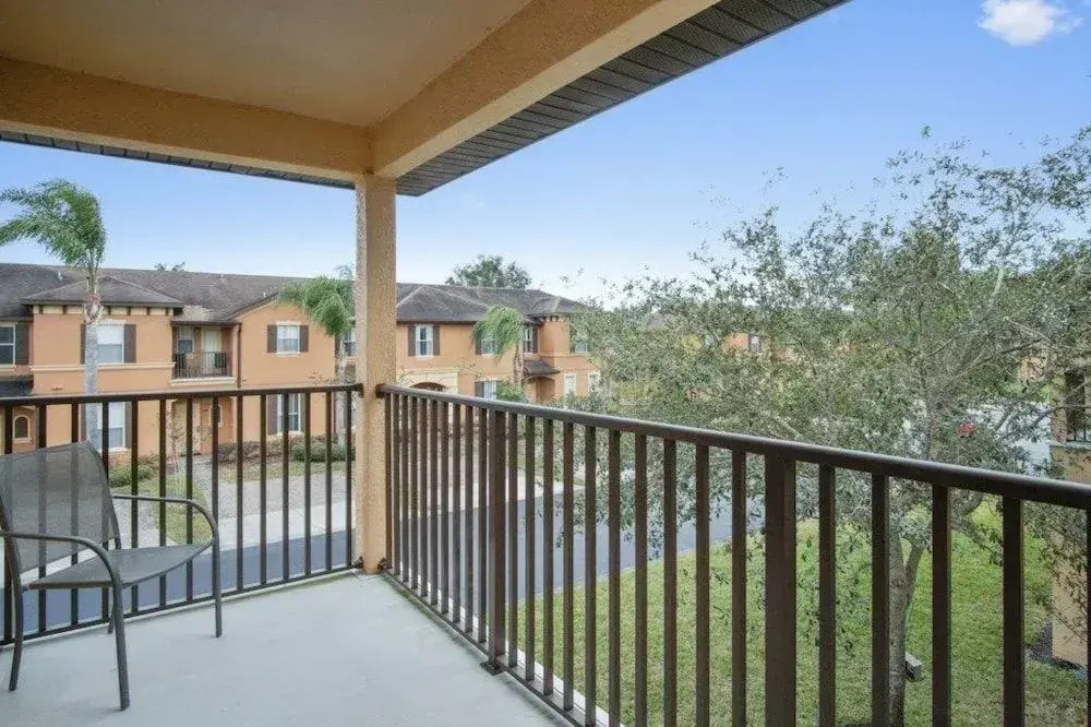 Aladdin's Palace - 4 Br townhouse by RedAwning
