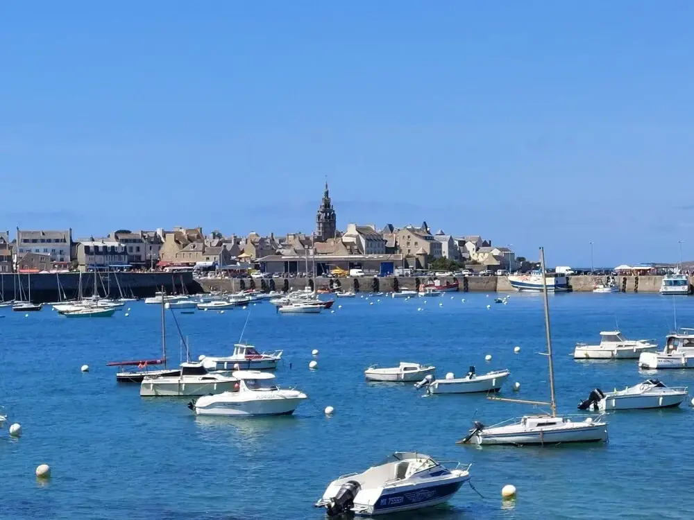 Holiday home close to beach, Cléder