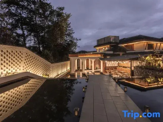 Sankei Yijie · Forest Oxygen Hot Spring Secluded Retreat