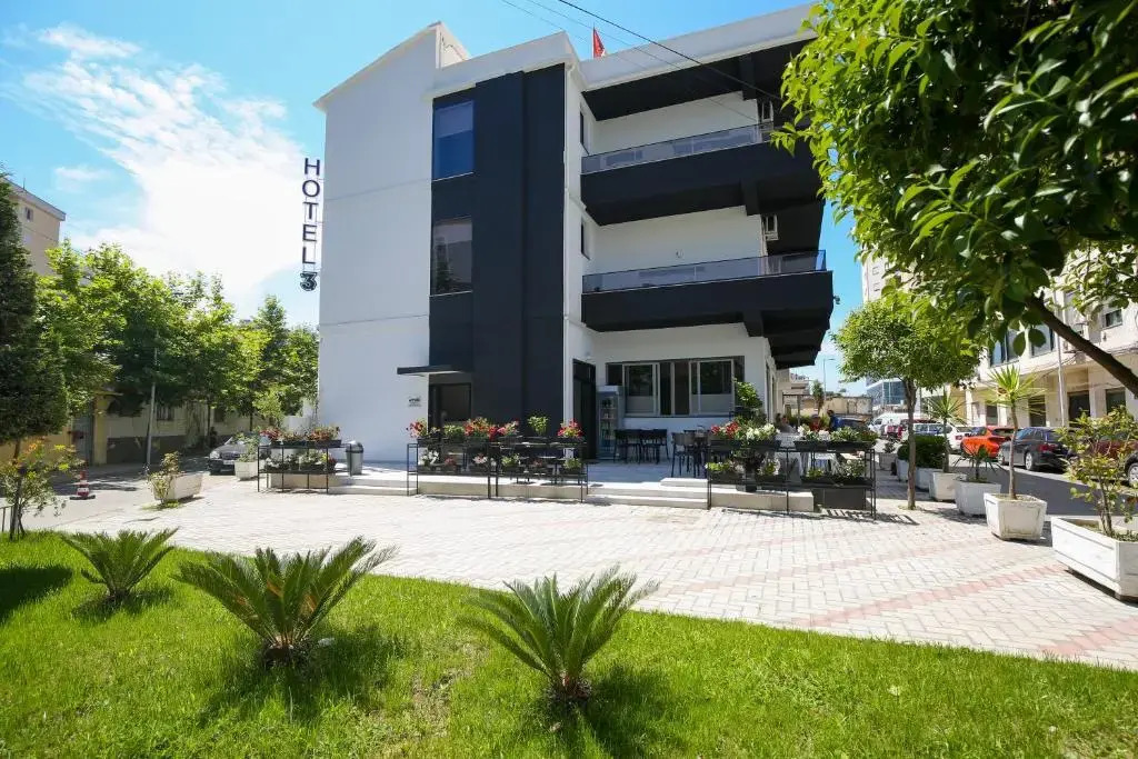 Hotel Three