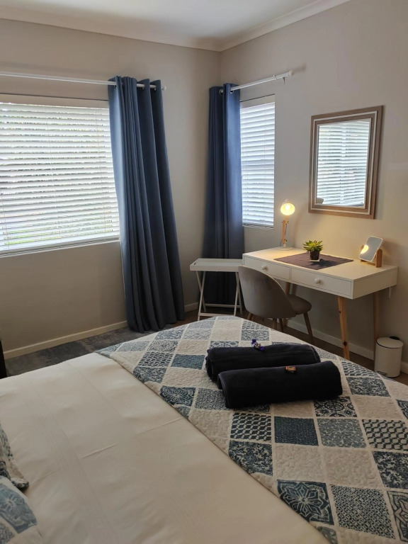 Leafy Retreat Kenridge Trendy