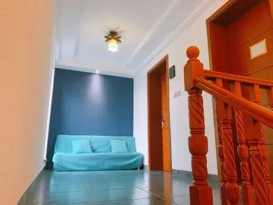 Haikou 13 March swimming pool b&B