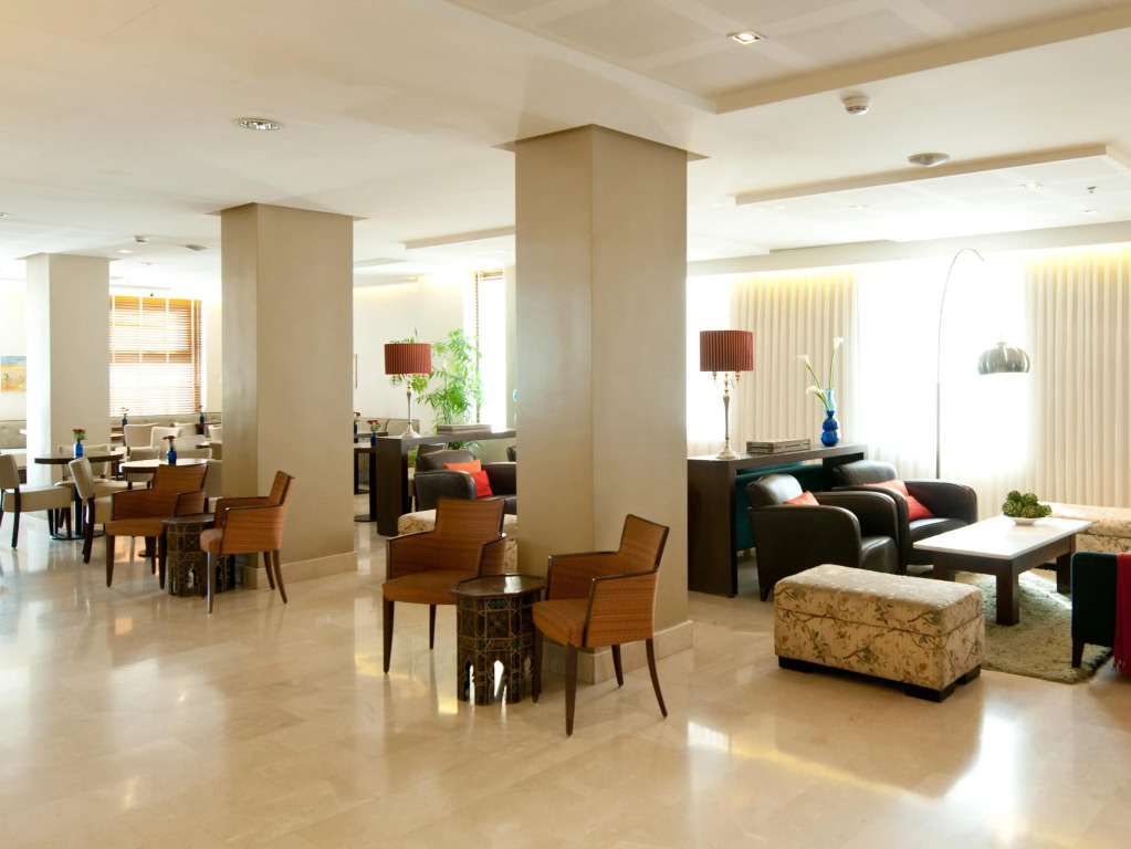Prima Royale Hotel