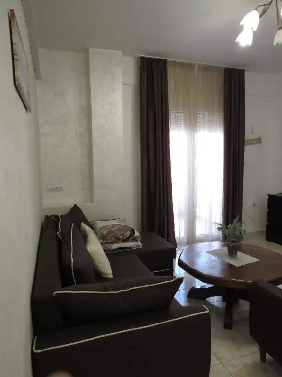 Apartment An.Thrakis