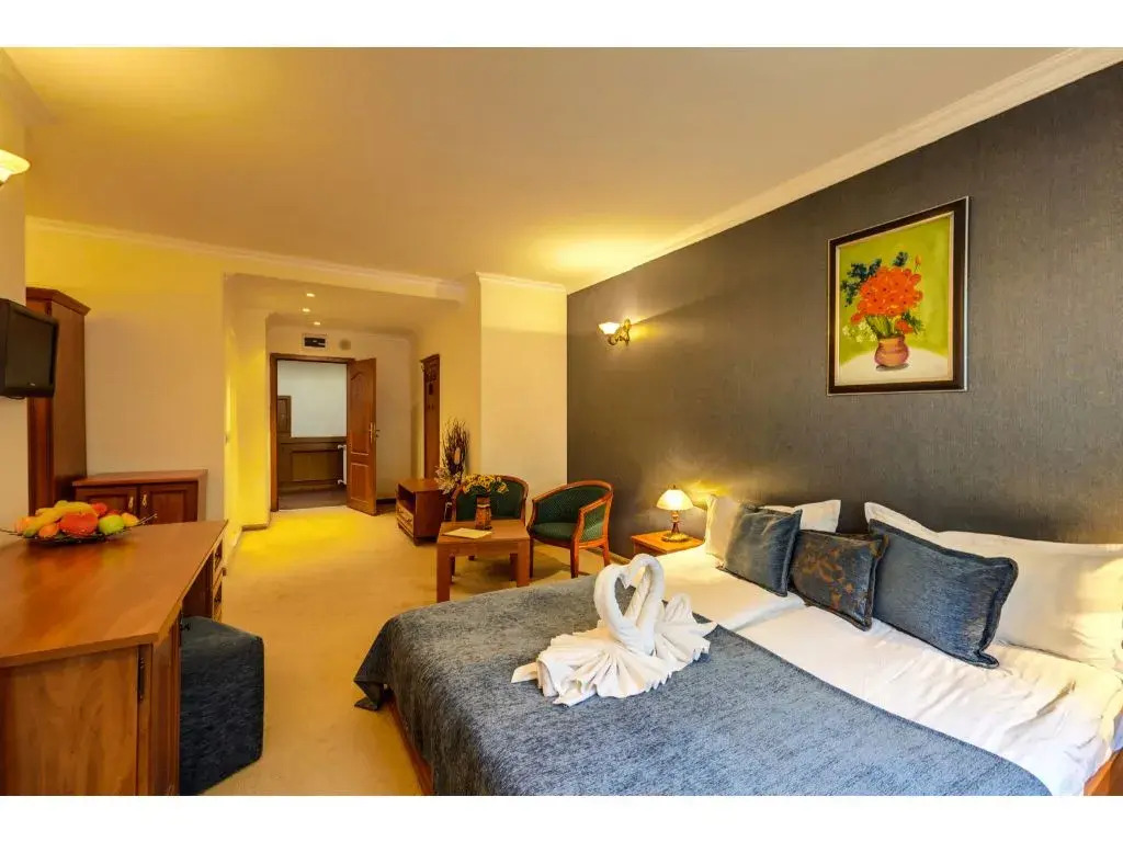 Emerald Spa Hotel
