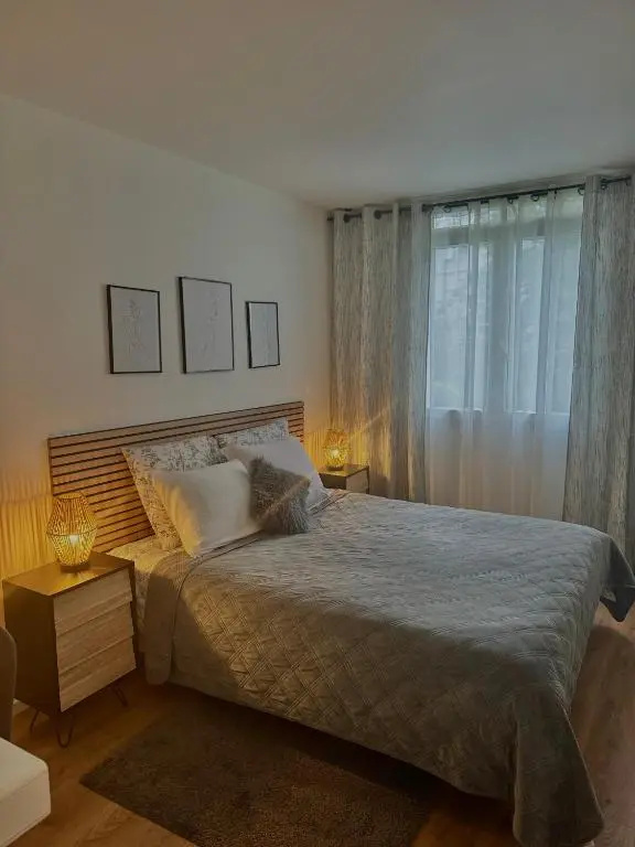 Une chambre dans un appartement, chez l’habitant