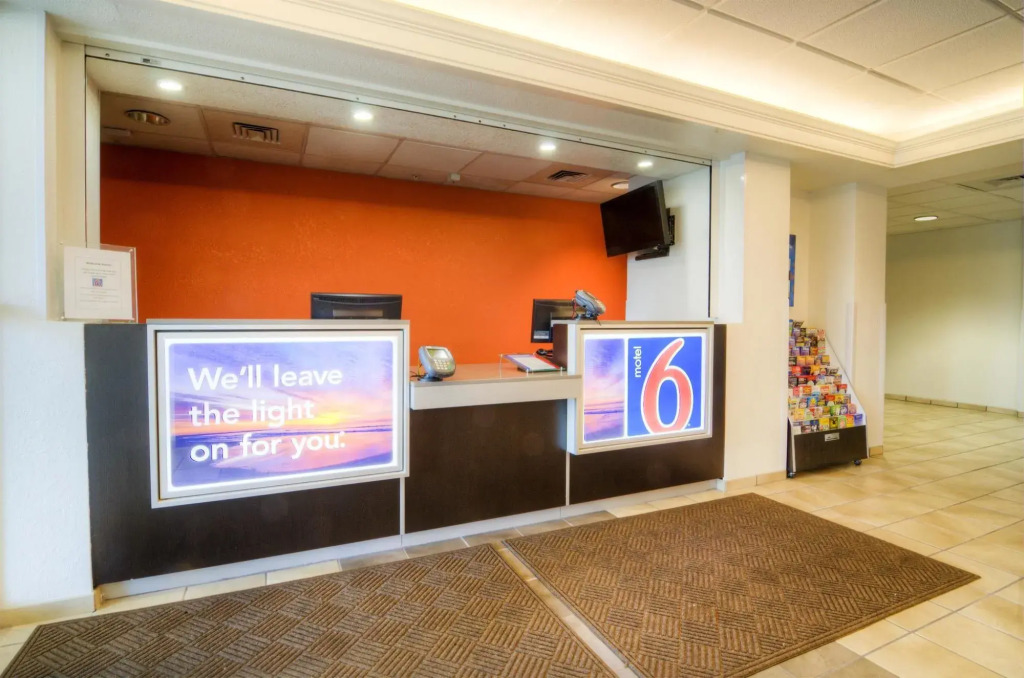 Motel 6-Orlando, FL - International Dr