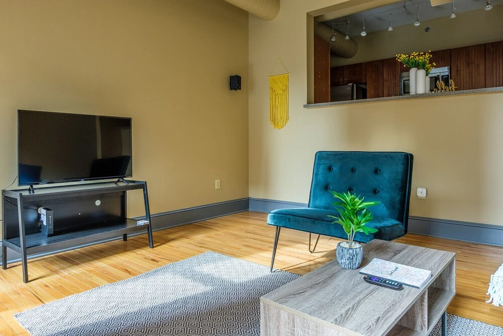 FRONTDESK 2015 East 4th Street Apts Downtown Cleveland