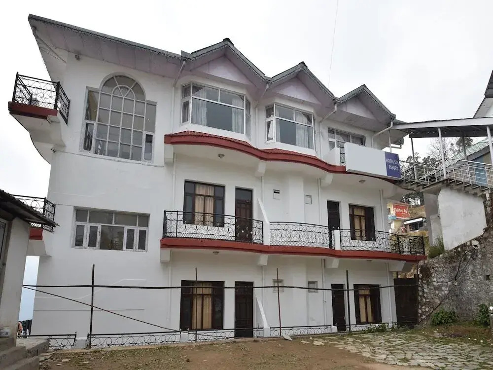 SN Resort by OYO Rooms