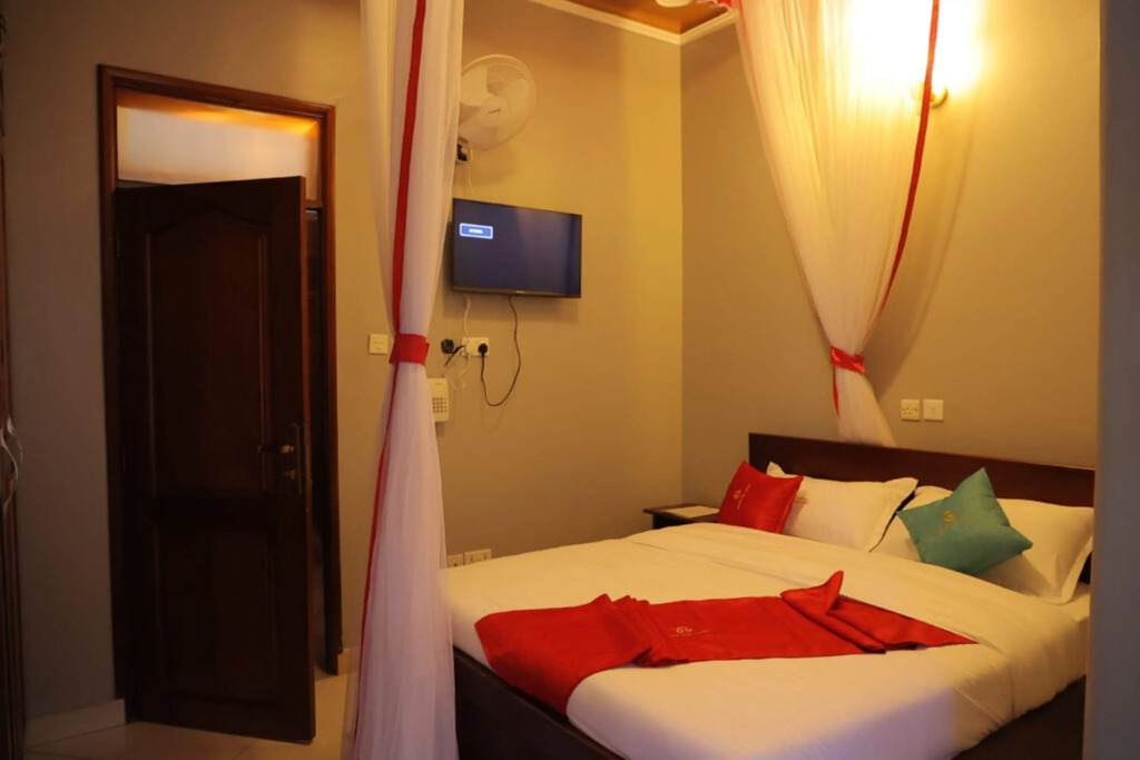 Gemstone Hotel