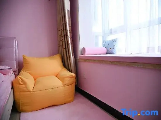 Zhuozhou Shangxuan Homestay (Diamond Plaza Junyue Plaza)