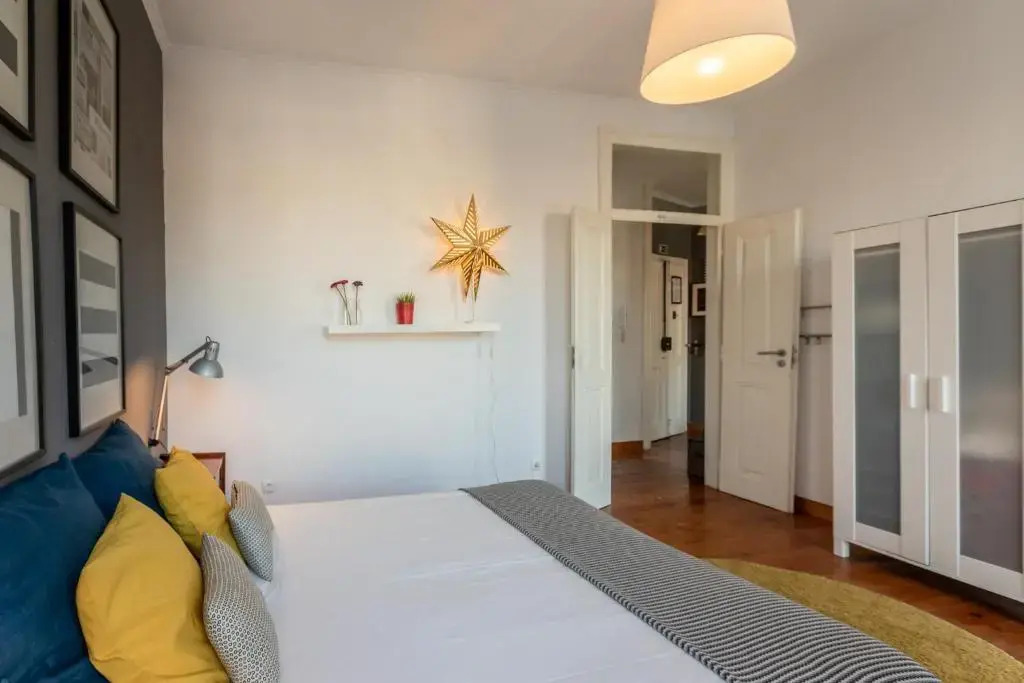 Bright Apartment with Two Bedrooms - BP31