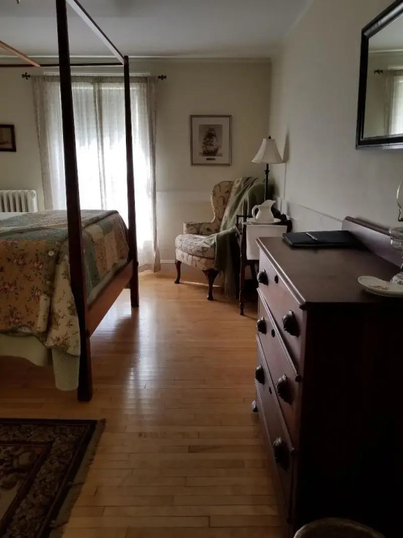 Benjamin F. Packard House Bed and Breakfast