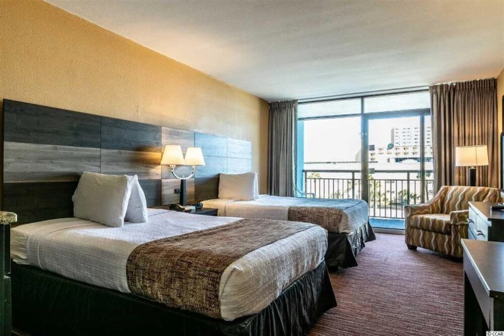 Landmark Resort 421