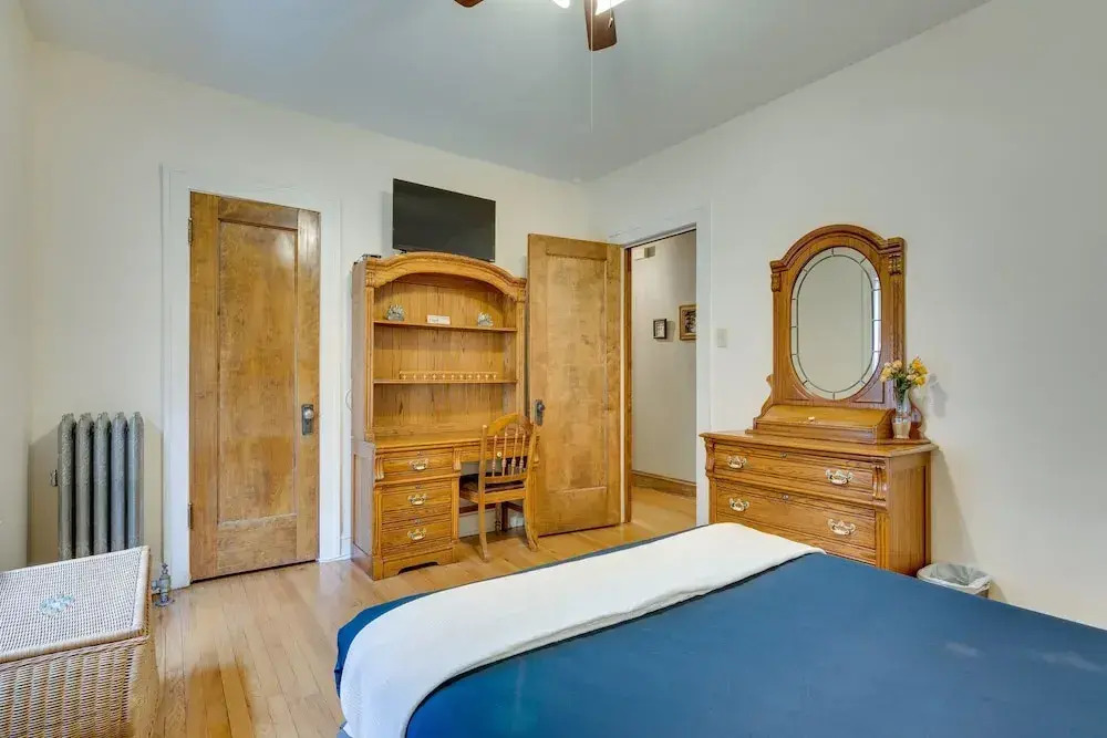 Beautiful Three Bedroom Apartment near Loyola by AllSet Turnover