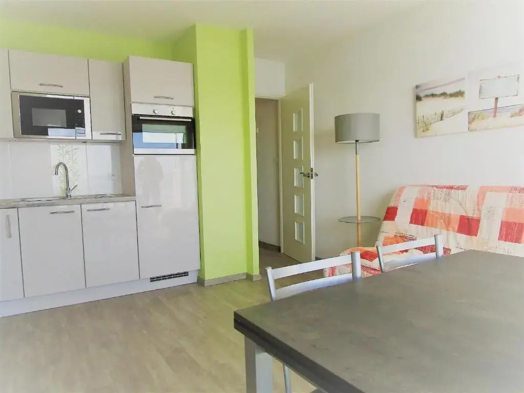 Appartement Les Sables-d'Olonne, 1 pièce, 2 personnes - FR-1-197-275