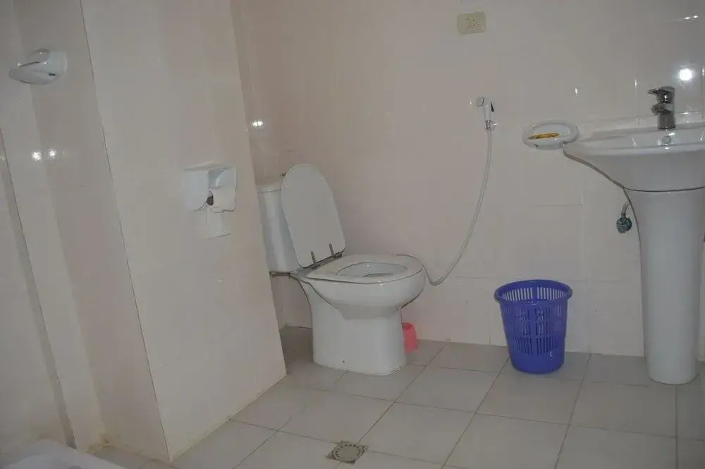 Zan-Seyoum Hotel