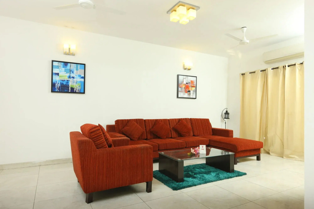 OYO 37 SilverKey Thuraipakkam
