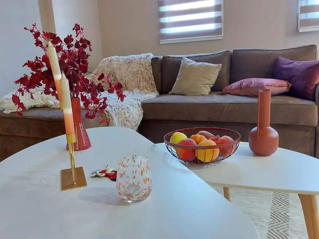 Veria Panorama Luxury Suite with Garden 2