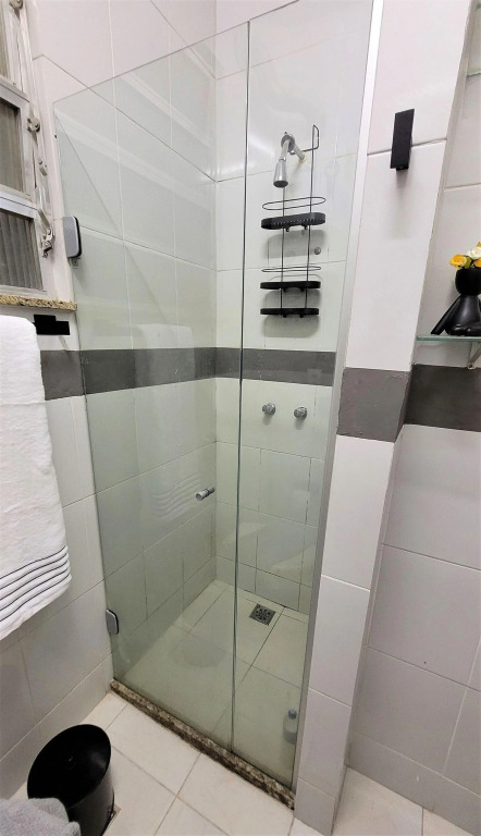 Quarto E Sala Novo E Silencioso