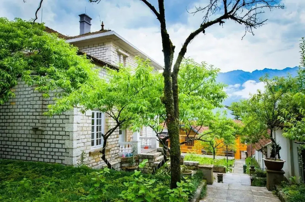Vintage Sapa Hotel