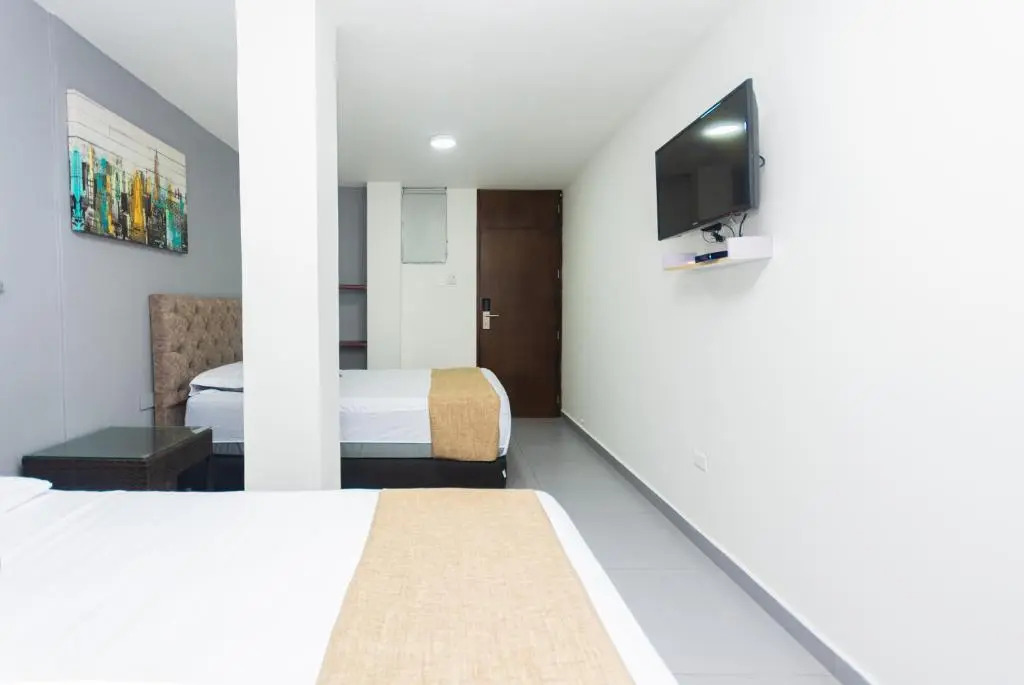 Hotel Med Suites 94